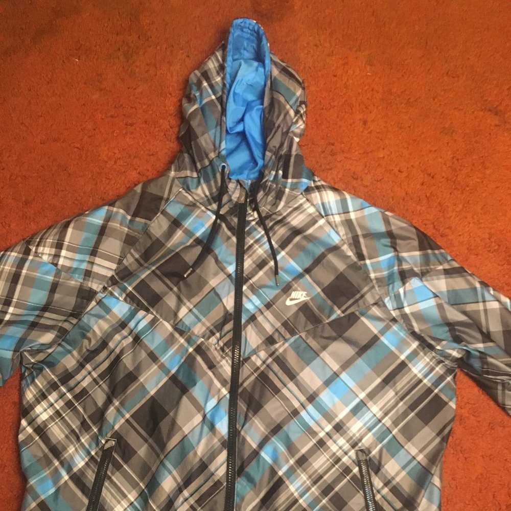 Nike  Checkered Windbreaker Size XL